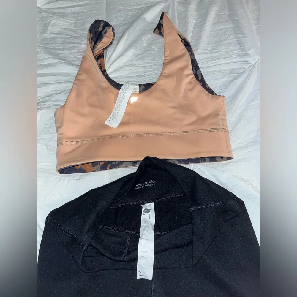 🔥Fabletics Reversible Set🤎🖤 - Picture 2 of 3